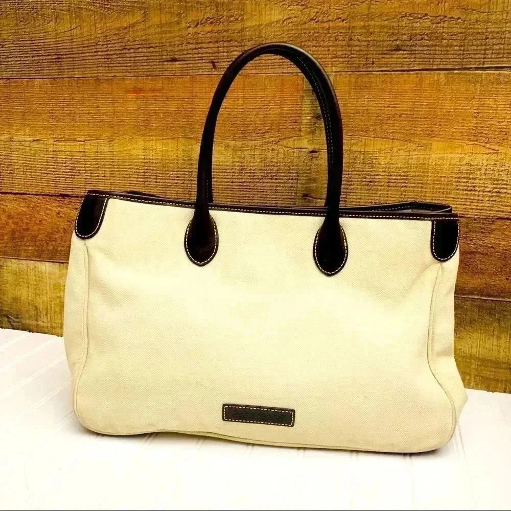 Dooney & Bourke Purse